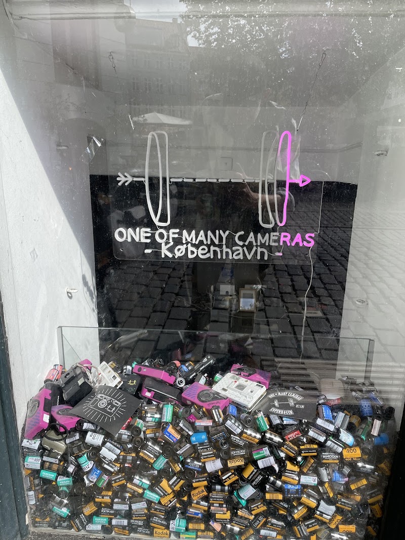 One Of Many Cameras - billede 2